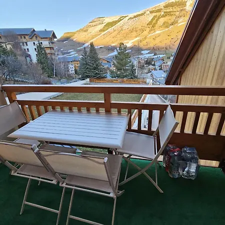 Lejlighed With Balcony - Near